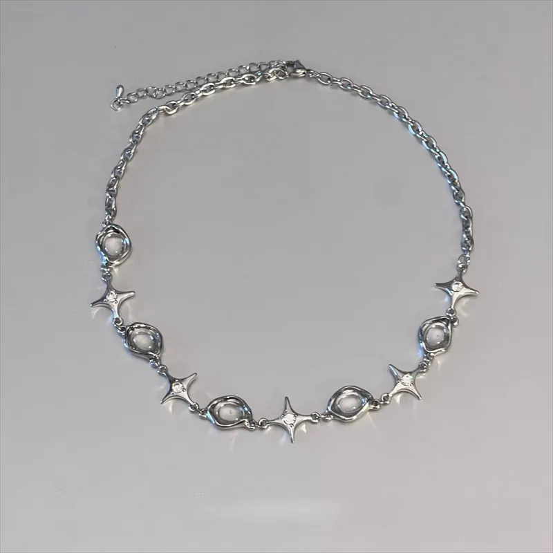 Irregular Zircon Necklace, Light Luxury
